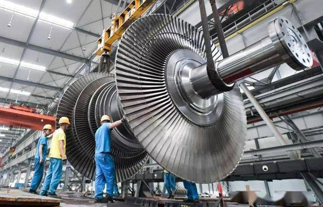 中國機(jī)械工業(yè)新格局 龍頭穩(wěn)固，濰柴、三一、徐工等巨頭引領(lǐng)機(jī)電制造新時代